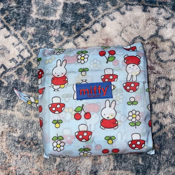 BAGGU Miffy Kids Blue and Red Character Pouch - Picture 1 of 1